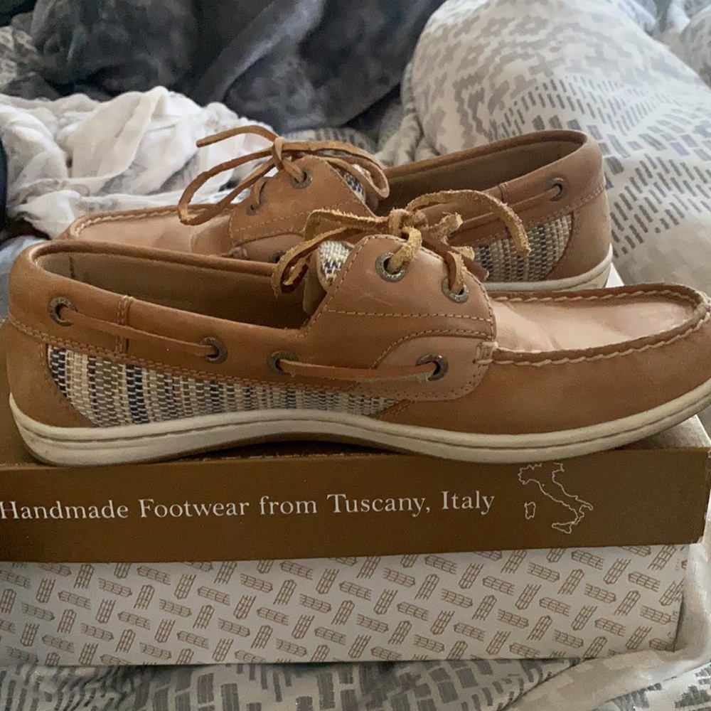 Sperry’s - Picture 2 of 4